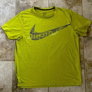 Dri-fit Nike tshirt